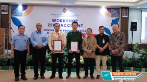 KAI daop 6 yogyakarta raih penghargaan platinum penanggulangan Tuberkulosis dari gubernur diy