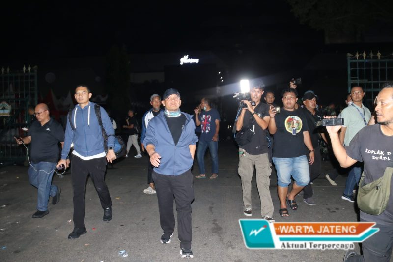 PENDEMO BAKAR KANTIN DAN 3 MOBIL WARGA,GUBERNUR AHMAD LUTFI AJAK MASYARAKAT JAGA KONDUSIFITAS