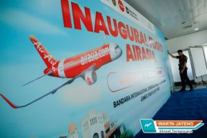 Upaya Ahmad Luthfi Buahkan Hasil, Penerbangan Perdana Internasional Malaysia-Semarang Full Penumpang