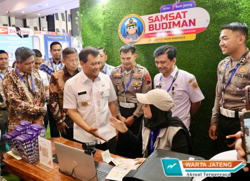 Buka GIIAS Semarang 2025, Ahmad Luthfi Komitmen Beri Insentif Perusahaan dan Pelaku Usaha